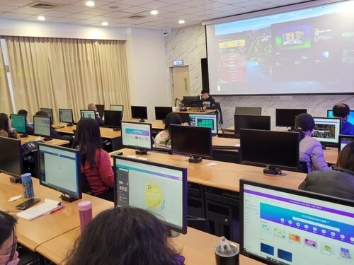 顏毓賢老師 explains Canva and InShot.(Open new window/jpg file)Image