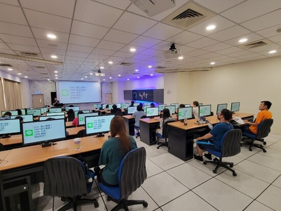 Participants Engage in Hands-On Practice with Individualized Guidance and Instruction(Open new window/jpg file)Image